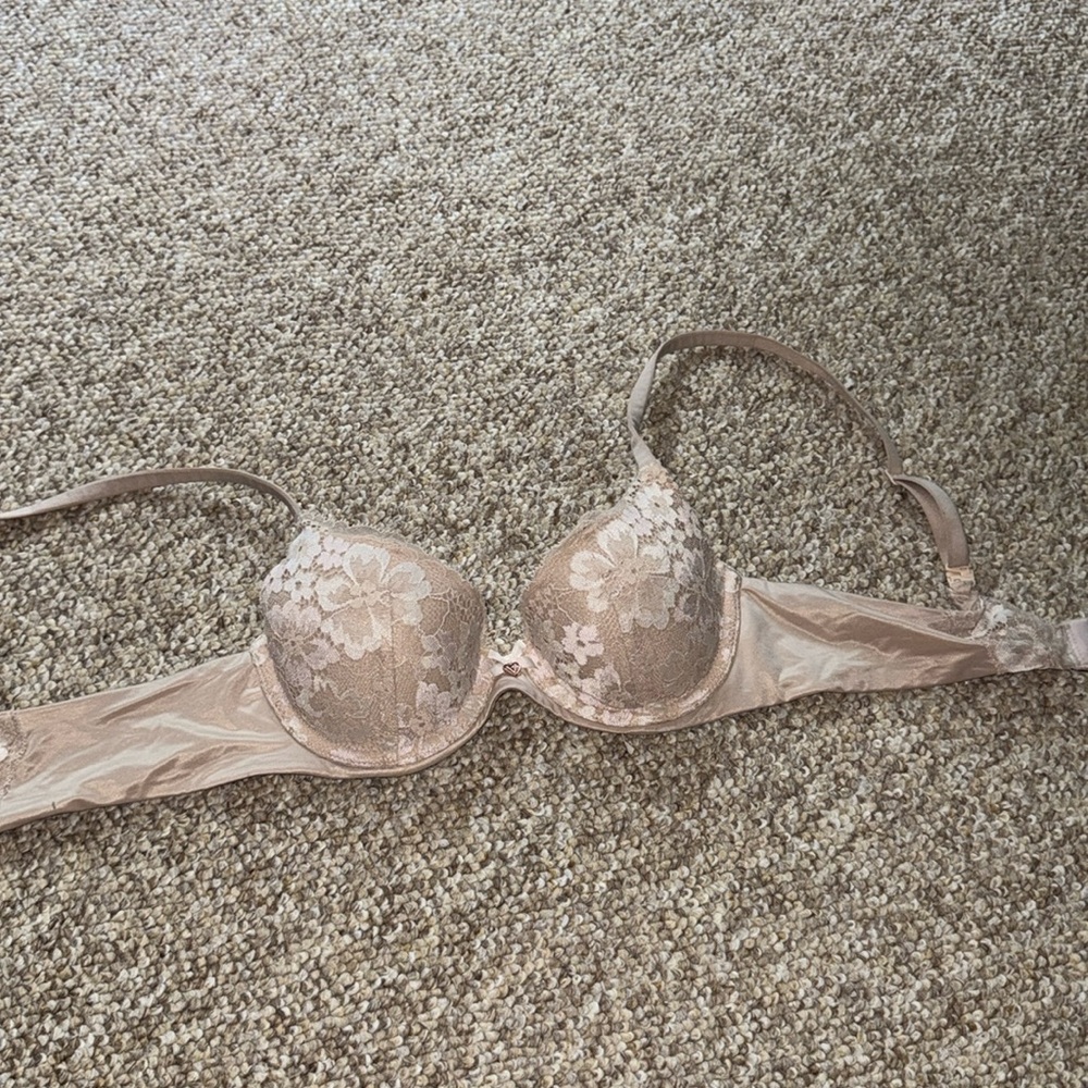 Lace Victoria Secret Bra